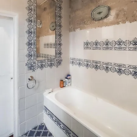 In With Kitchen * Beziers