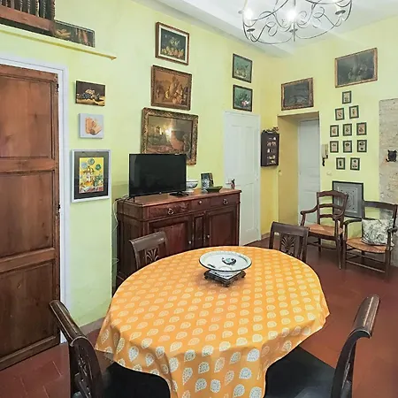 In With Kitchen Apartment *